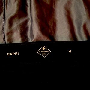 St.Johns Bay Capri size 4 Black